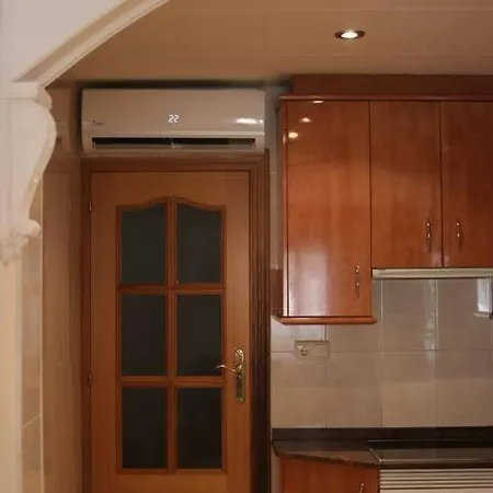 Appartement Amplio Apartamento Con Aire Acondicionado A 15 Min De La Playa Andando Mataró
